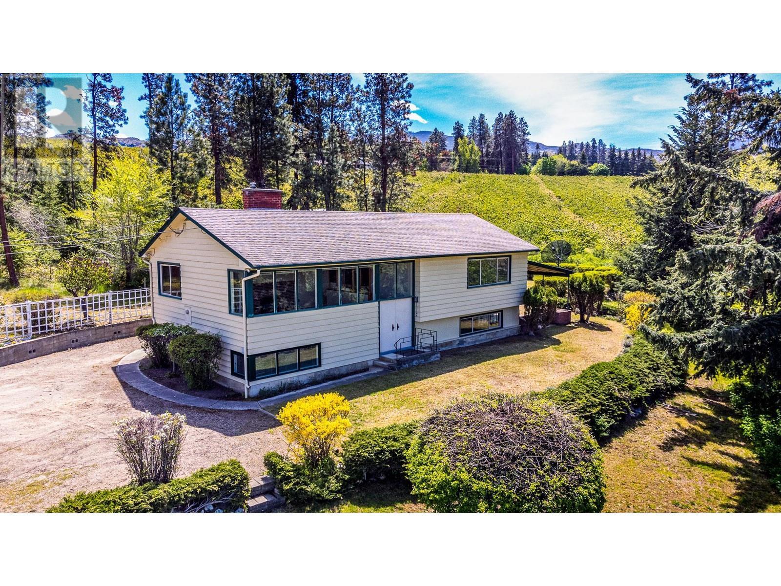 4729 Lakeshore Road. Kelowna, British Columbia