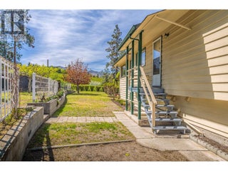 4729 Lakeshore Road. Kelowna, British Columbia