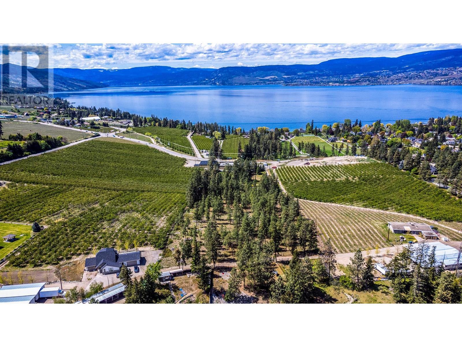 4729 Lakeshore Road. Kelowna, British Columbia
