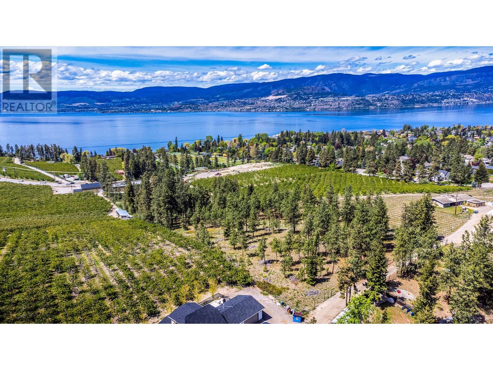 4729 Lakeshore Road. Kelowna, British Columbia