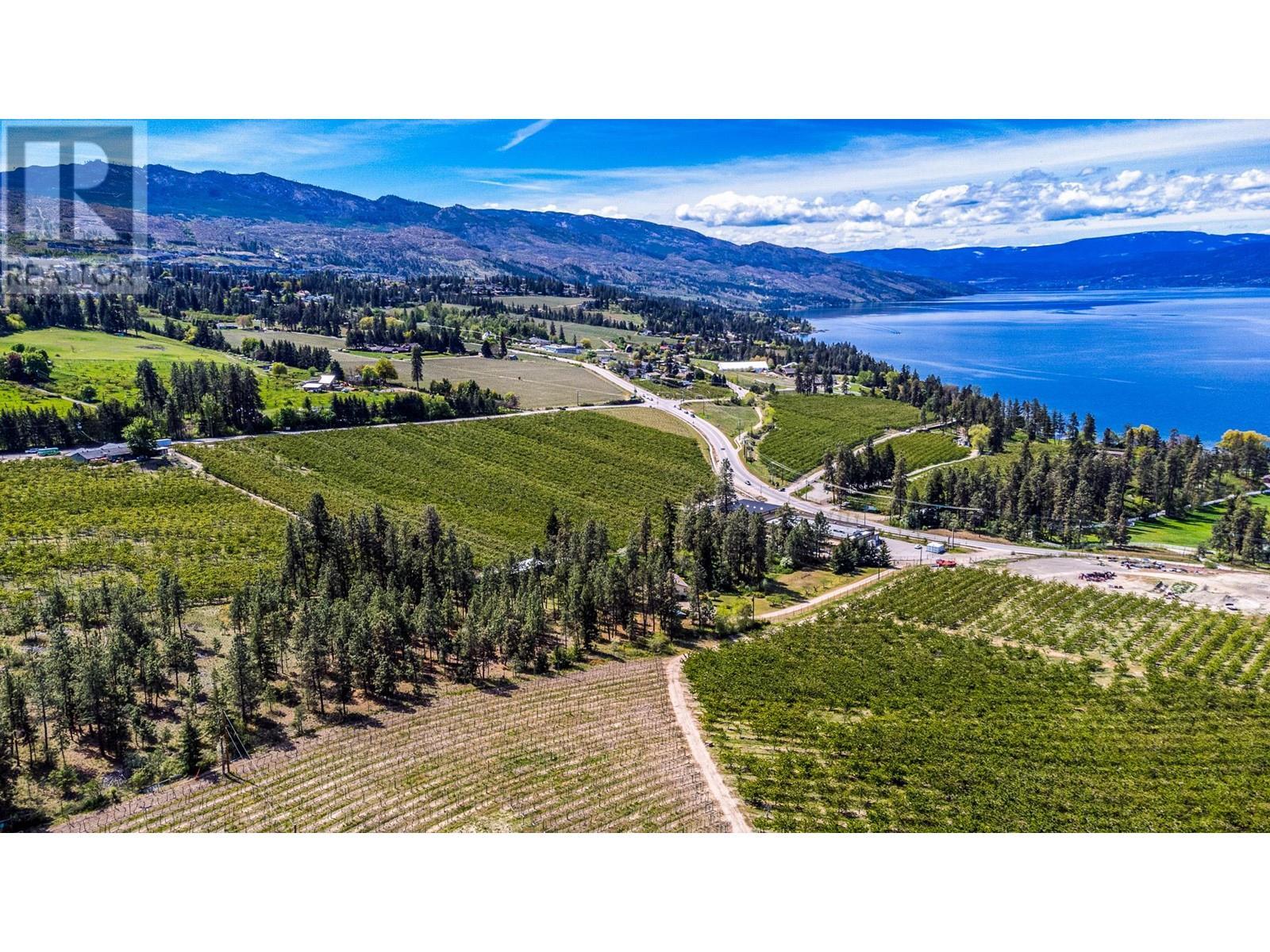 4729 Lakeshore Road. Kelowna, British Columbia