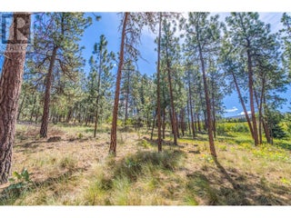 4729 Lakeshore Road. Kelowna, British Columbia