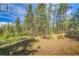 4729 Lakeshore Road. Kelowna, British Columbia