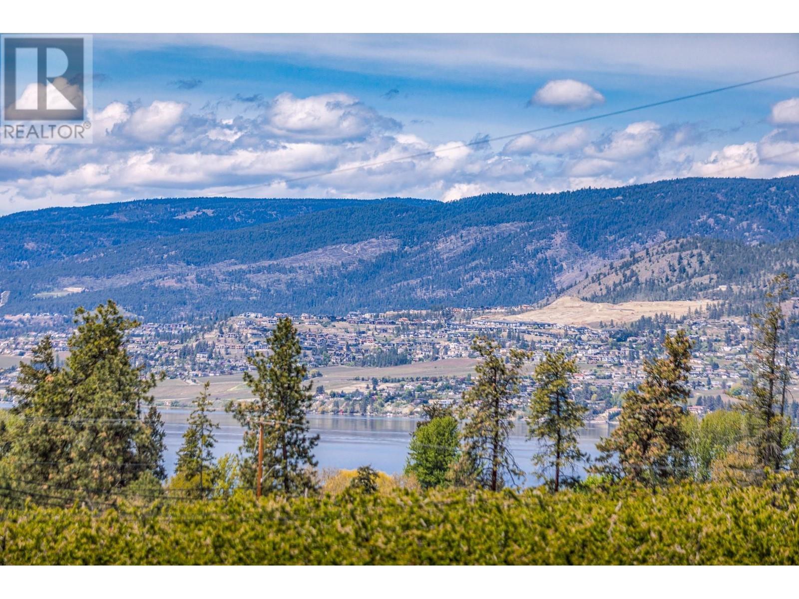 4729 Lakeshore Road. Kelowna, British Columbia