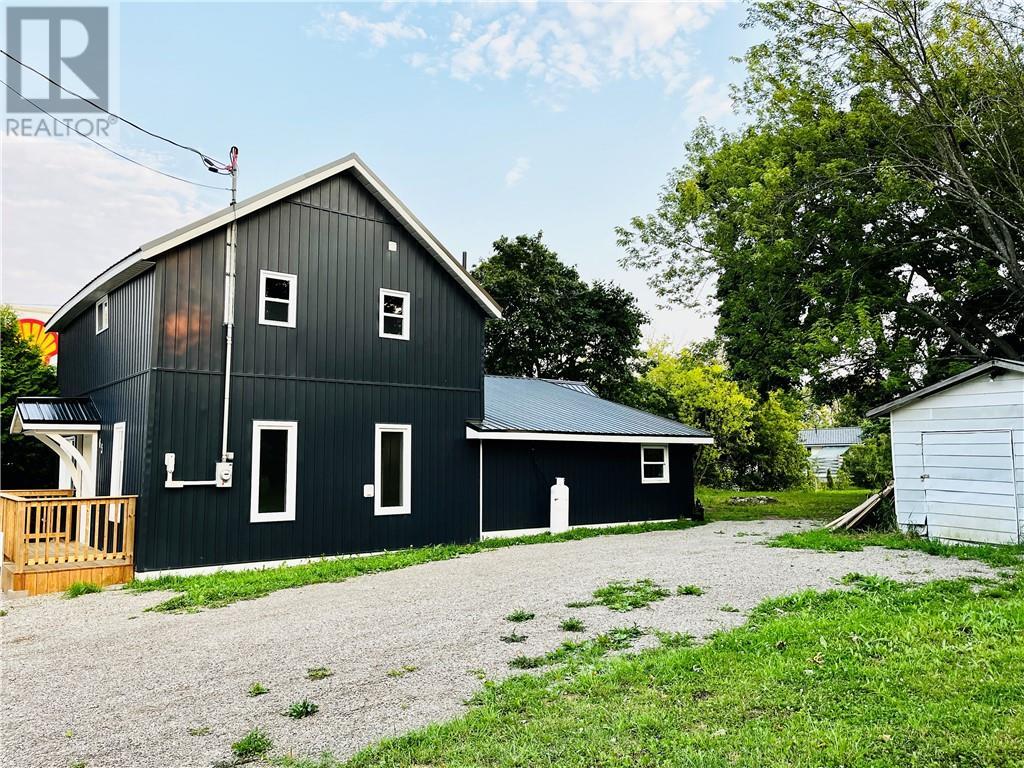 65 Queen Street, Manitowaning Property Listing MLS® 2115831
