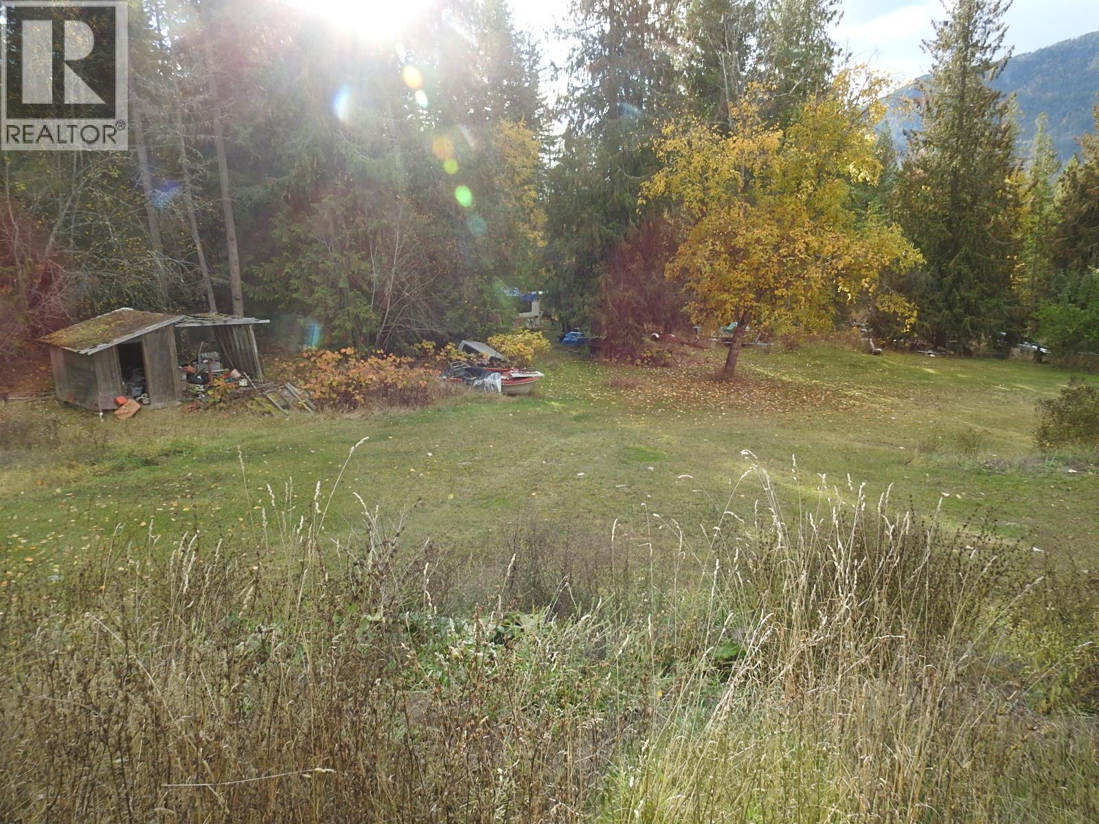 50 East Poirier Road. Mara, British Columbia