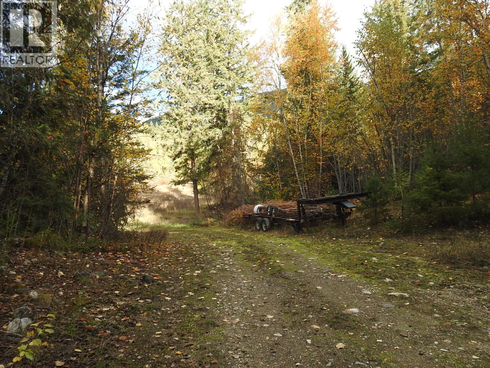 50 East Poirier Road. Mara, British Columbia