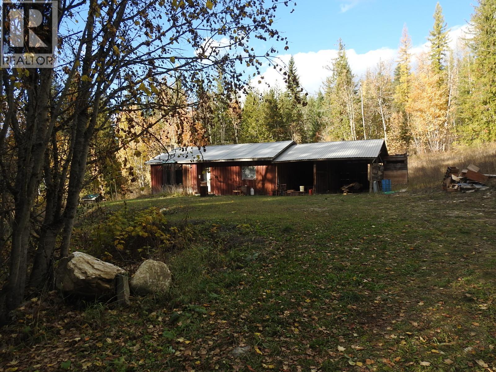 50 East Poirier Road. Mara, British Columbia