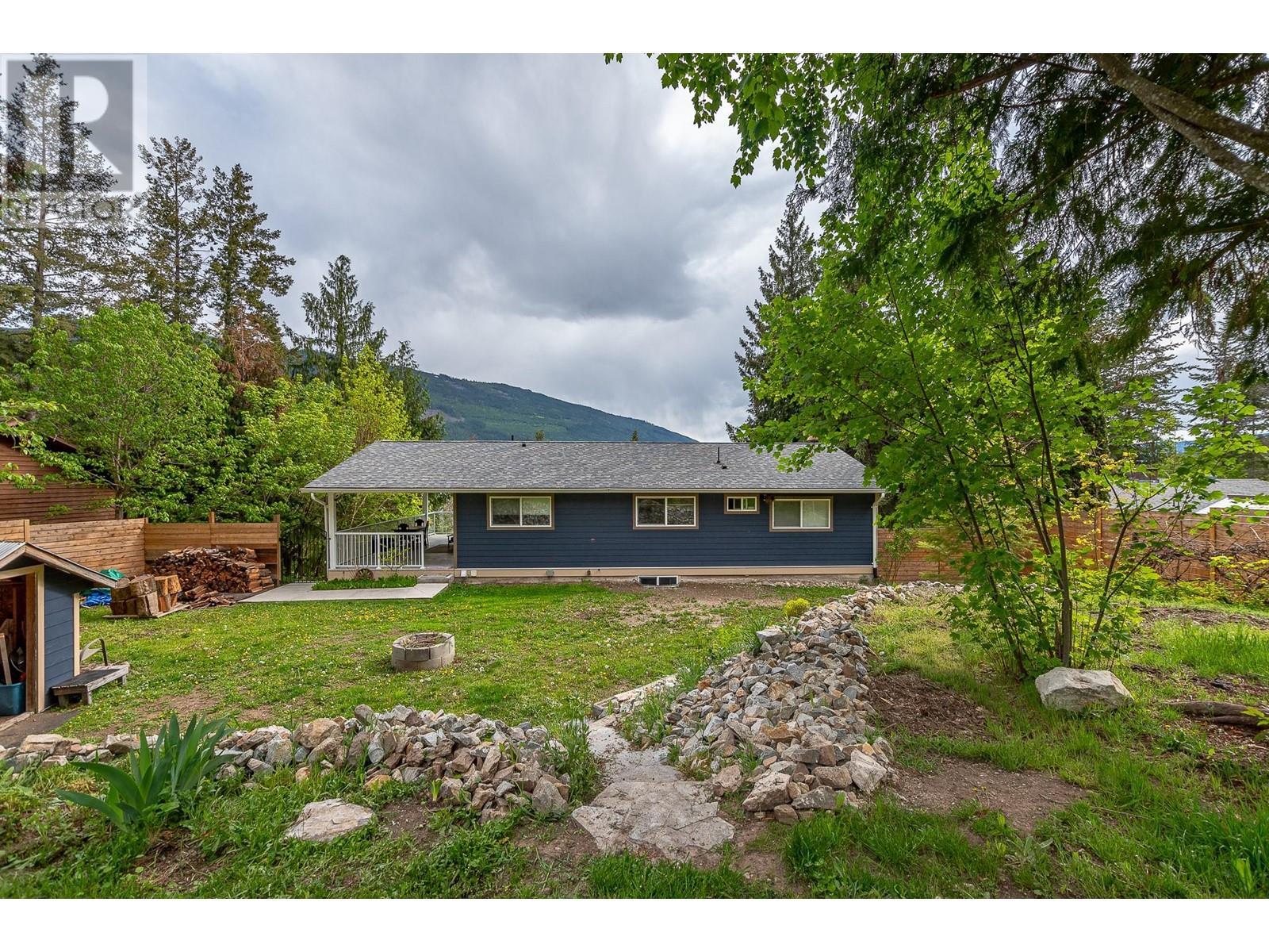 5167 Sunnybraecanoe Point Road, Sunnybrae Real Estate Listing MLS