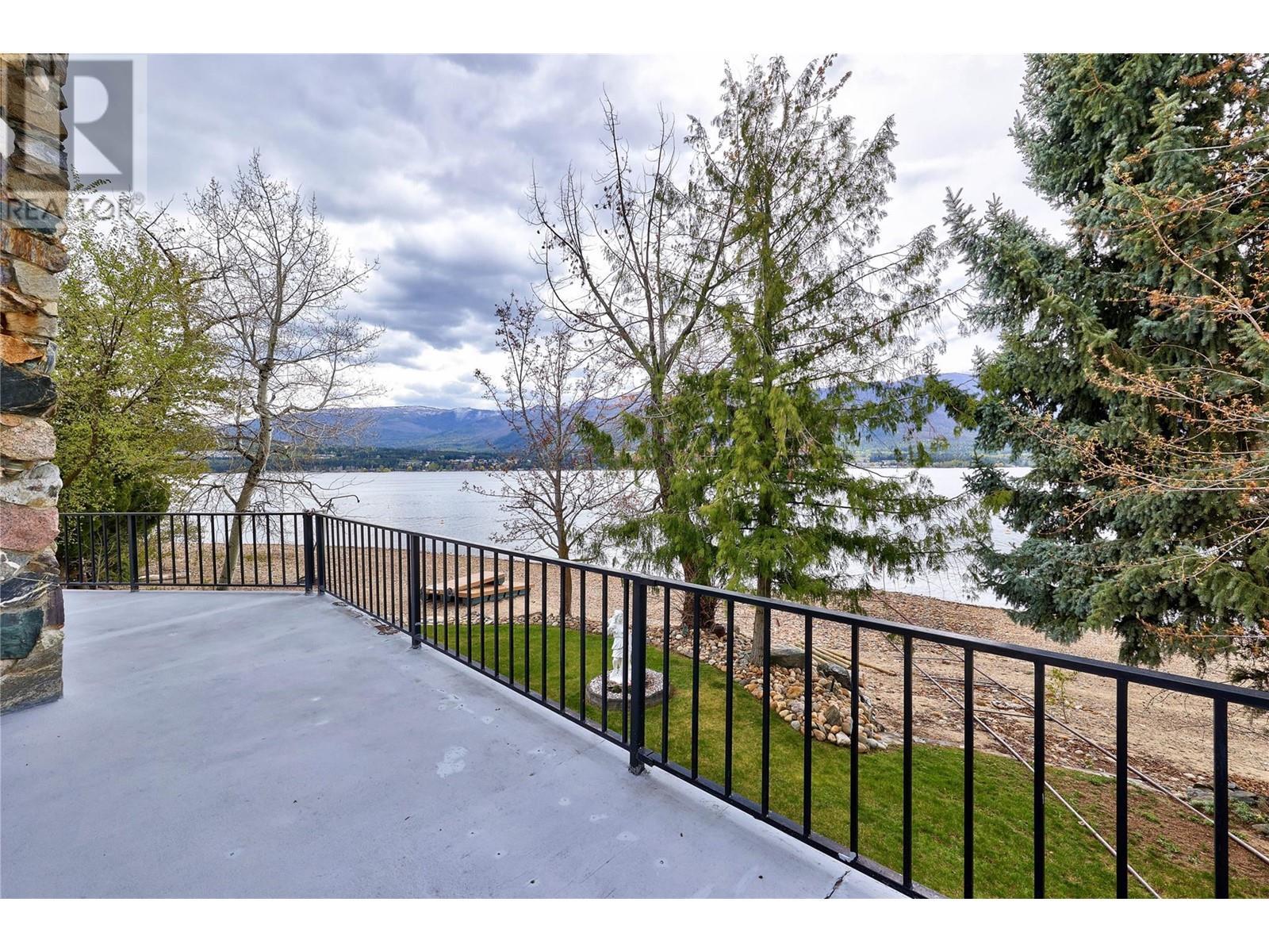 3726 Zinck Road. Scotch Creek, British Columbia