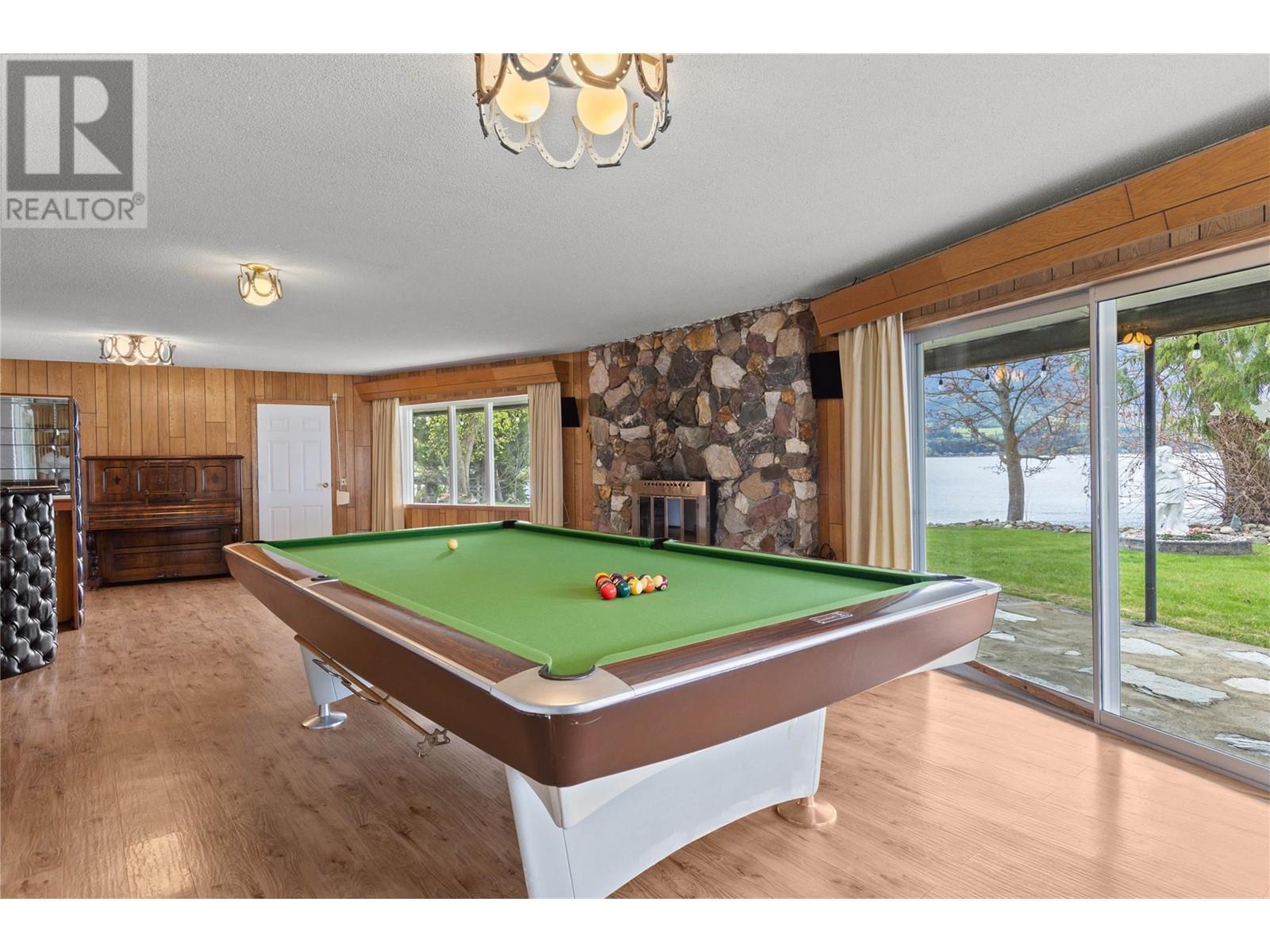 3726 Zinck Road. Scotch Creek, British Columbia