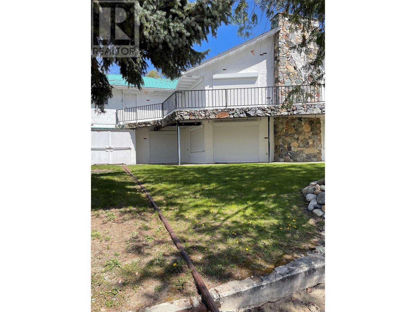 3726 Zinck Road. Scotch Creek, British Columbia