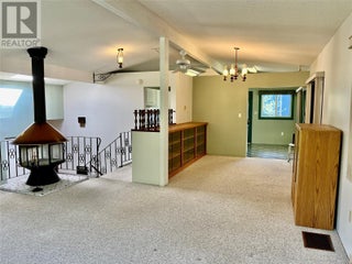 441 Oak Avenue. Sicamous, British Columbia