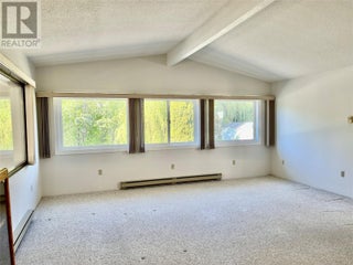 441 Oak Avenue. Sicamous, British Columbia