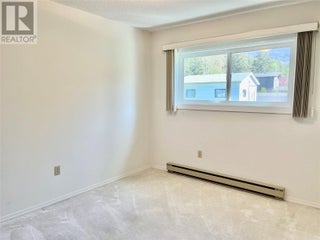 441 Oak Avenue. Sicamous, British Columbia