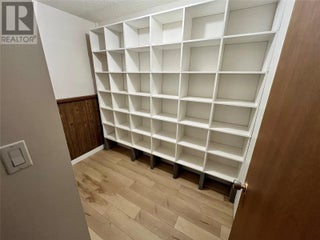 441 Oak Avenue. Sicamous, British Columbia