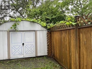 864 Lawson Avenue. Kelowna, British Columbia