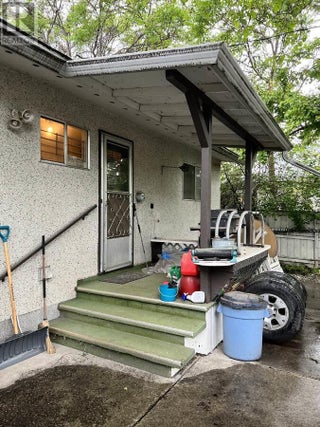 864 Lawson Avenue. Kelowna, British Columbia