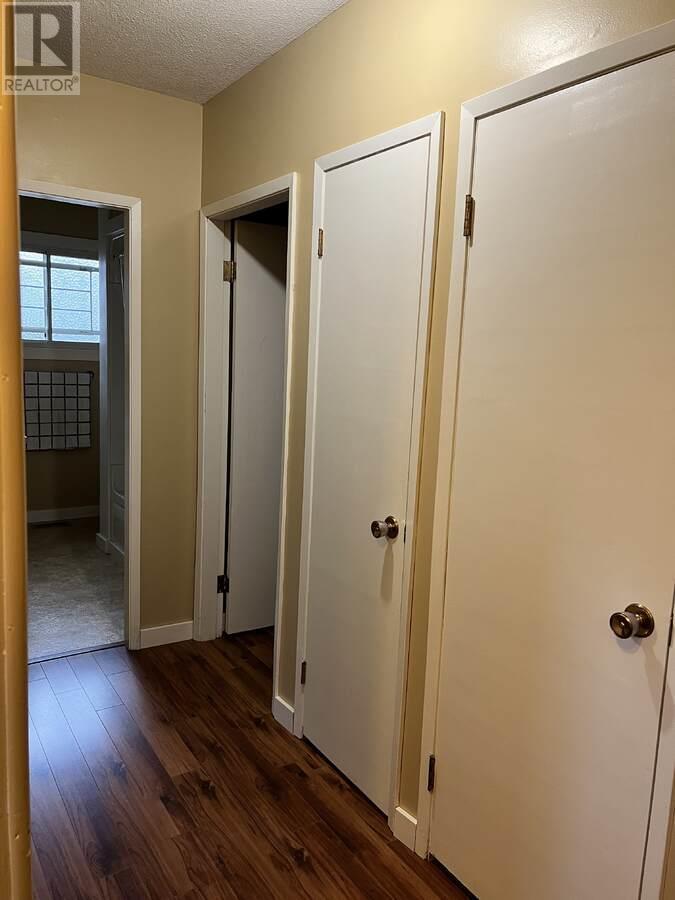 864 Lawson Avenue. Kelowna, British Columbia