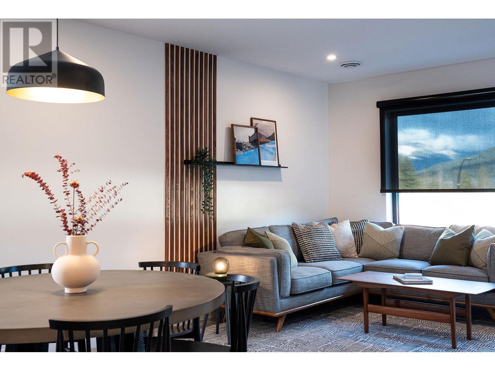 1701 Coursier Avenue Unit 3206, Revelstoke Real Estate Listing MLS