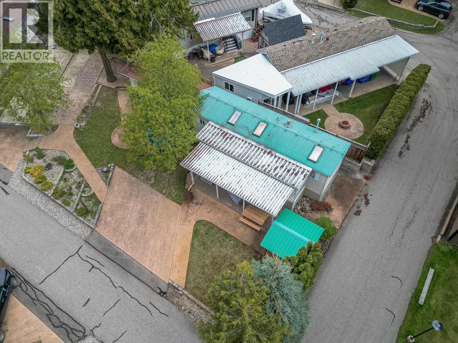 8242 Highway 97a Highway Unit# 13. Sicamous, British Columbia