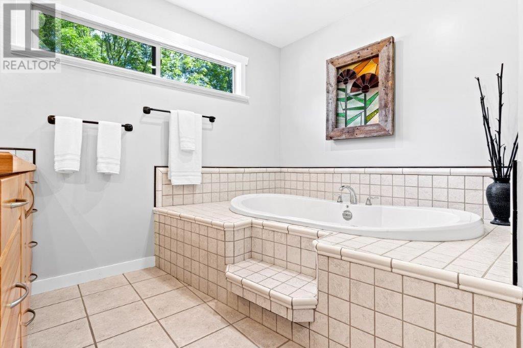 4170 Lake Avenue. Peachland, British Columbia