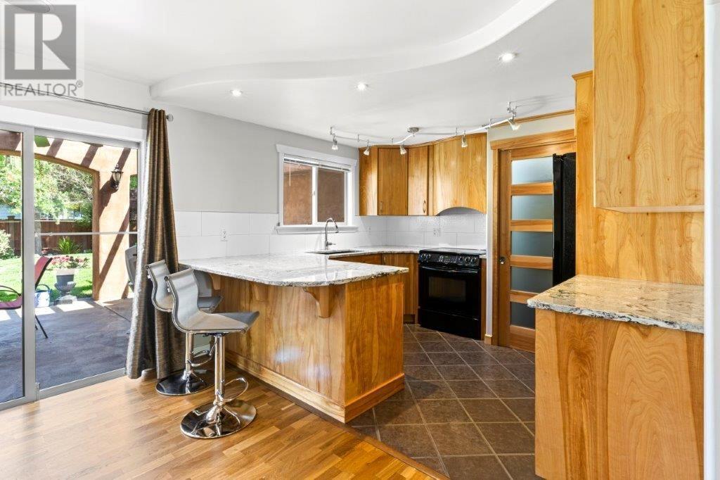 4170 Lake Avenue. Peachland, British Columbia