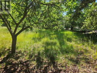 305 & 295 Clarissa Road. Kelowna, British Columbia