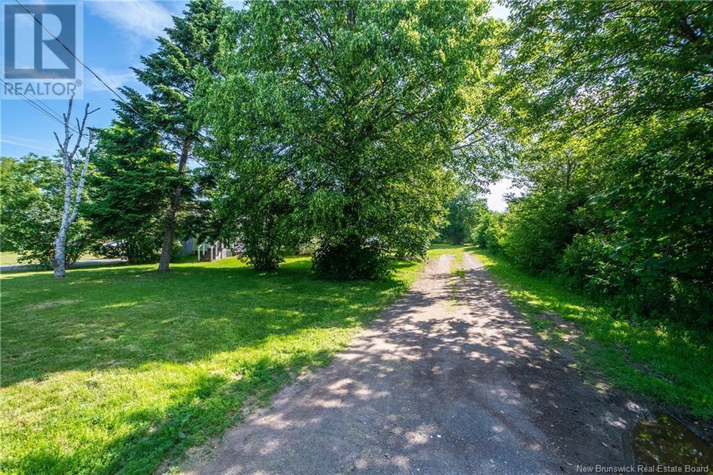 98 Pointe Du Chene Road, PointeDuChêne Property Listing MLS® M160461