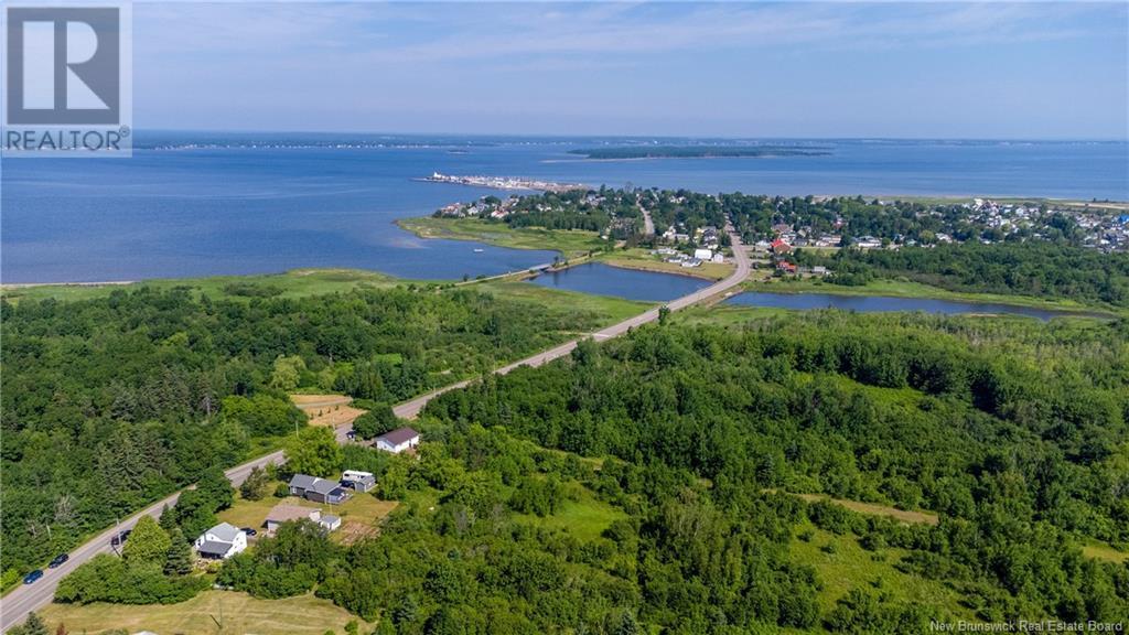 98 Pointe Du Chene Road, PointeDuChêne Property Listing MLS® M160461