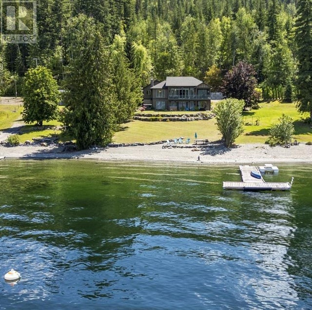 Shuswap Lake Waterfront Homes & Cabins For Sale