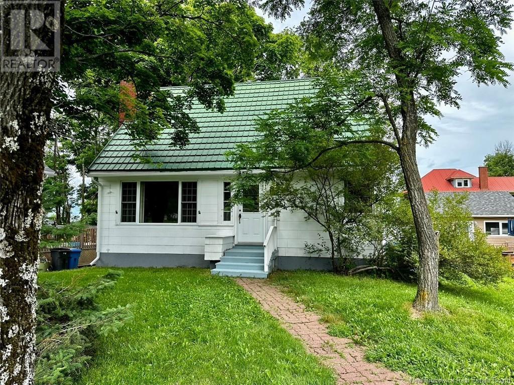 20 Athol Street, Campbellton Property Listing MLS® NB102982