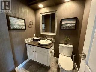 3911 Lakevale Place. Kelowna, British Columbia