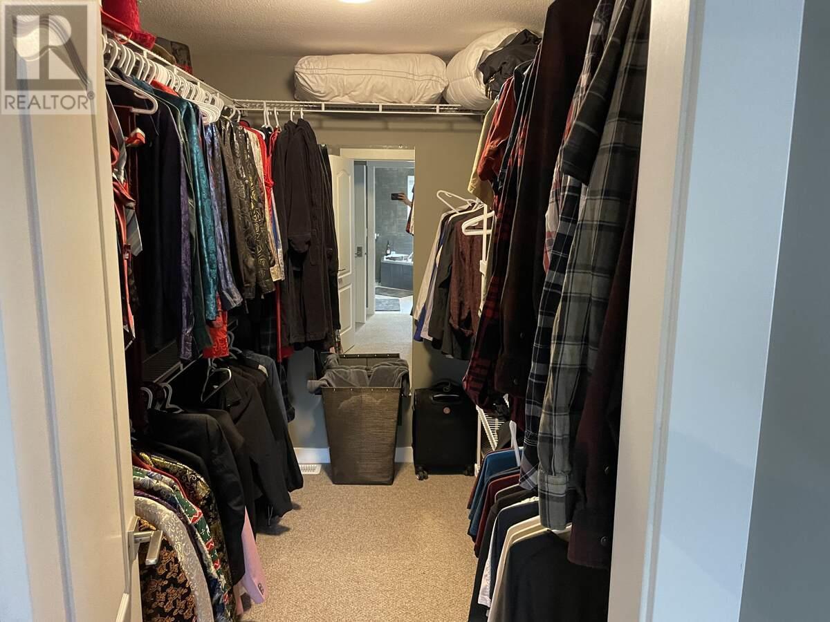 3911 Lakevale Place. Kelowna, British Columbia