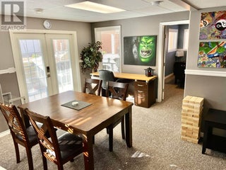 3911 Lakevale Place. Kelowna, British Columbia