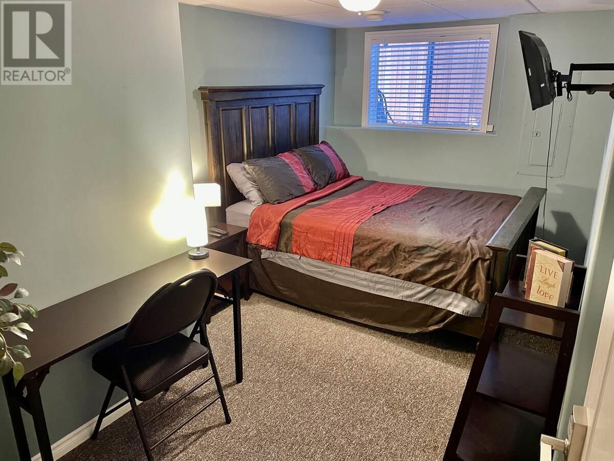 3911 Lakevale Place. Kelowna, British Columbia