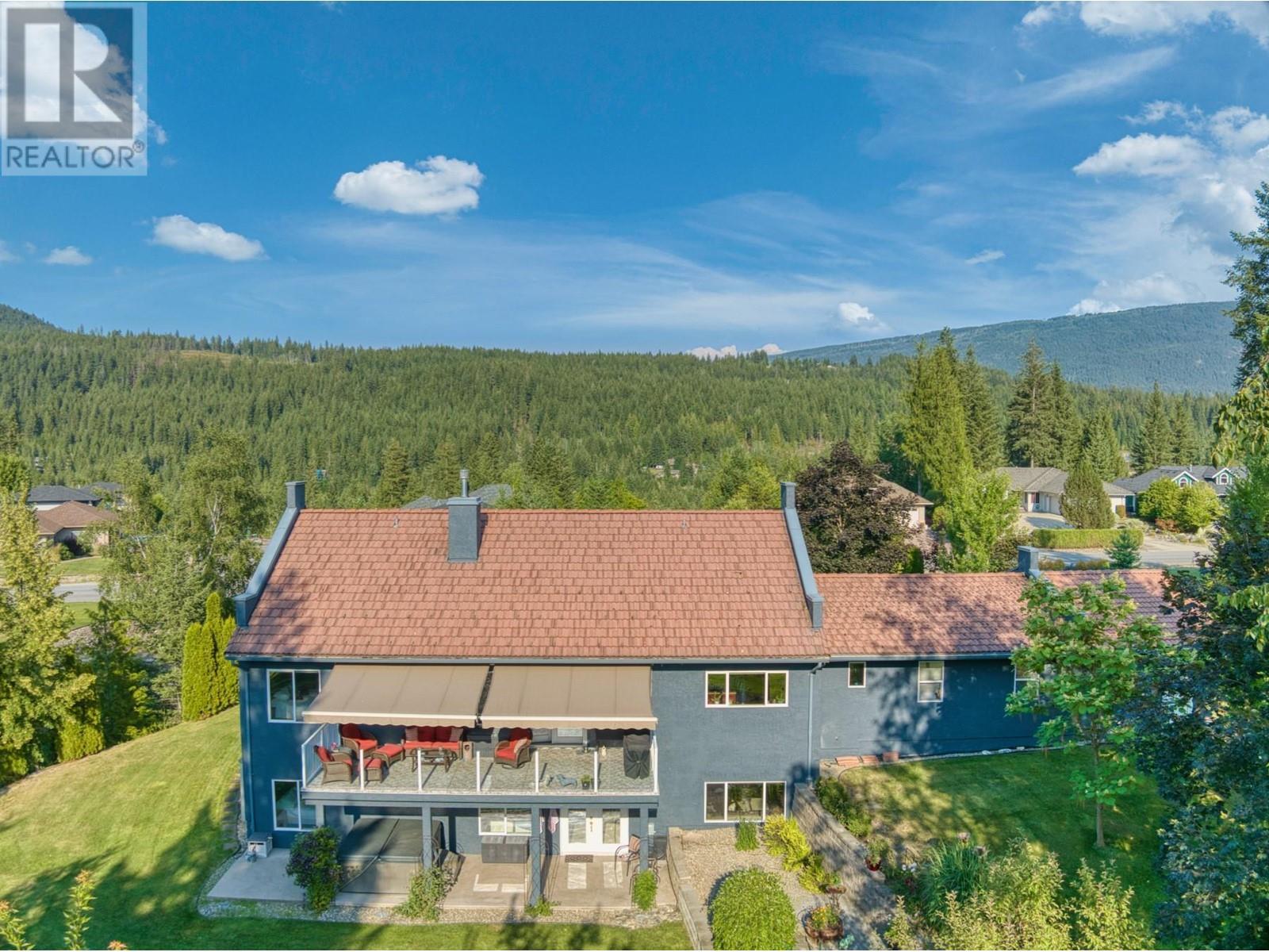 2726 Golf Course Drive, Blind Bay Property Listing: MLS® #10319563