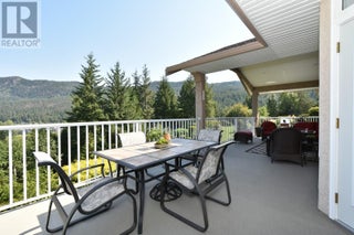 2675 Doebert Road. Blind Bay, British Columbia