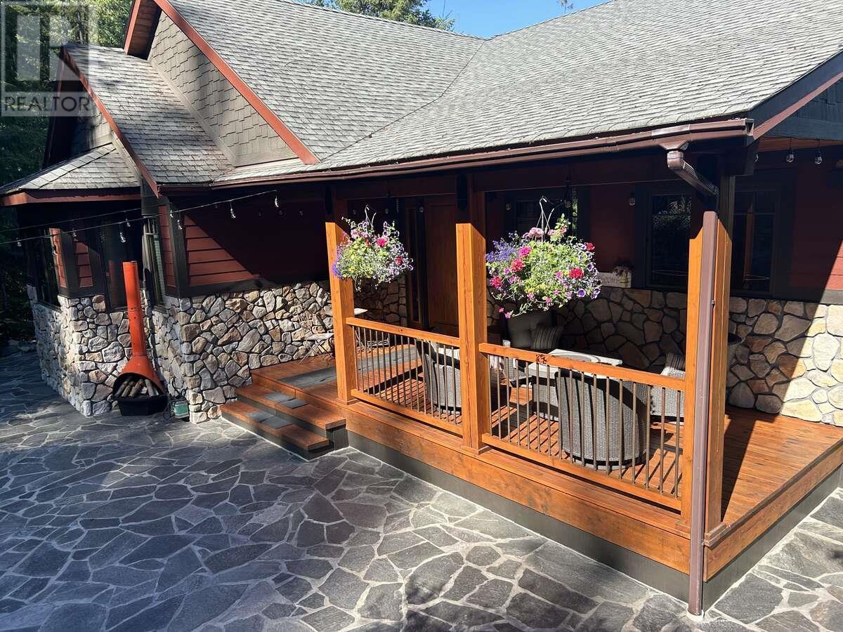 82 Walker Road. Enderby, British Columbia