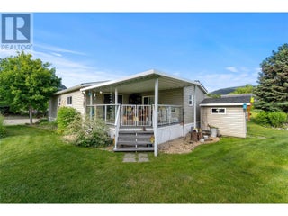 601 Beatty Avenue Nw Unit# 5. Salmon Arm, British Columbia