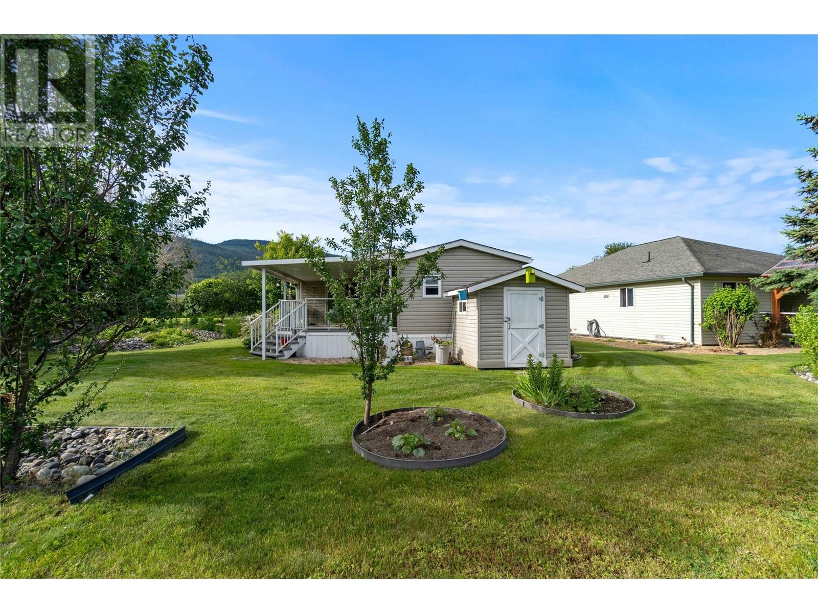 601 Beatty Avenue Nw Unit# 5. Salmon Arm, British Columbia