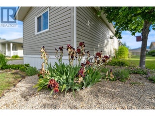 601 Beatty Avenue Nw Unit# 5. Salmon Arm, British Columbia