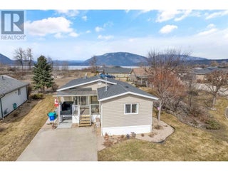 601 Beatty Avenue Nw Unit# 5. Salmon Arm, British Columbia