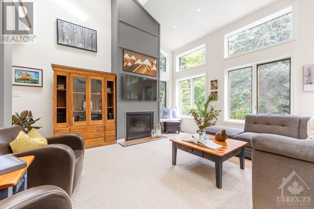 4790 Massey Lane Rothwell Heights Luxury Home for Sale in Ottawa Real