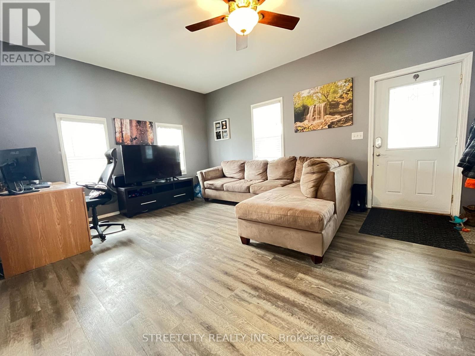 3244 Henry Street Brooke Alvinston Home for Sale in BrookeAlvinston