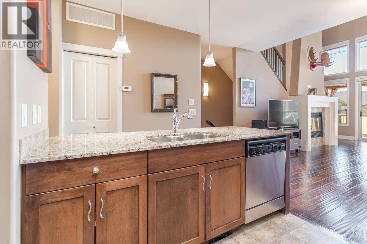 3359 Cougar Road Unit# 5. West Kelowna, British Columbia