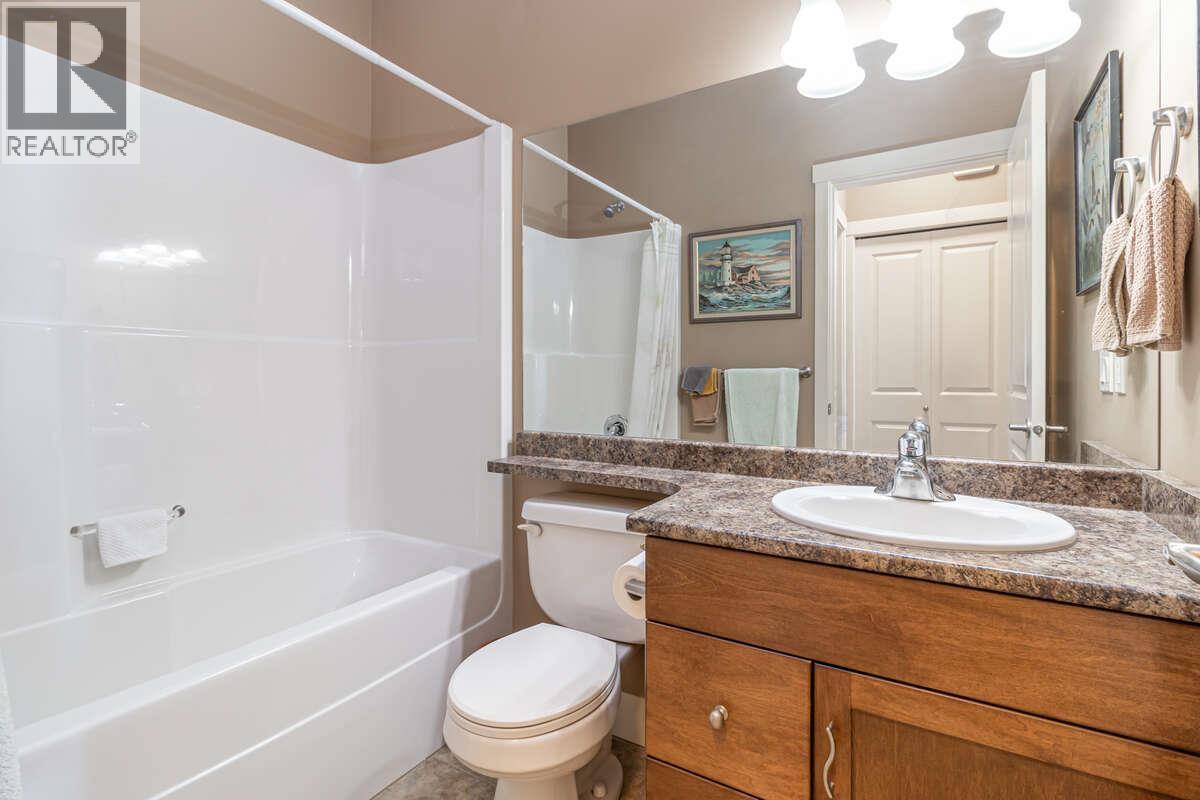 3359 Cougar Road Unit# 5. West Kelowna, British Columbia