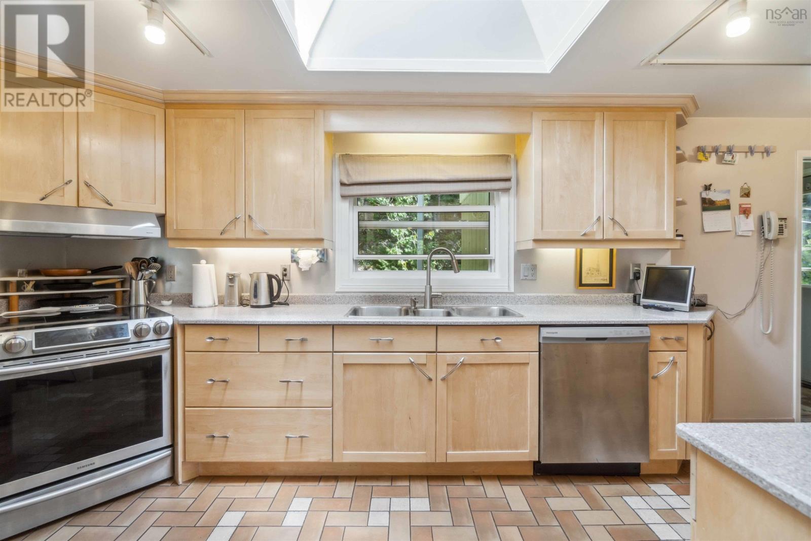 9669 Peggys Cove Road Hackett's Cove Home for Sale in Hackett's Cove