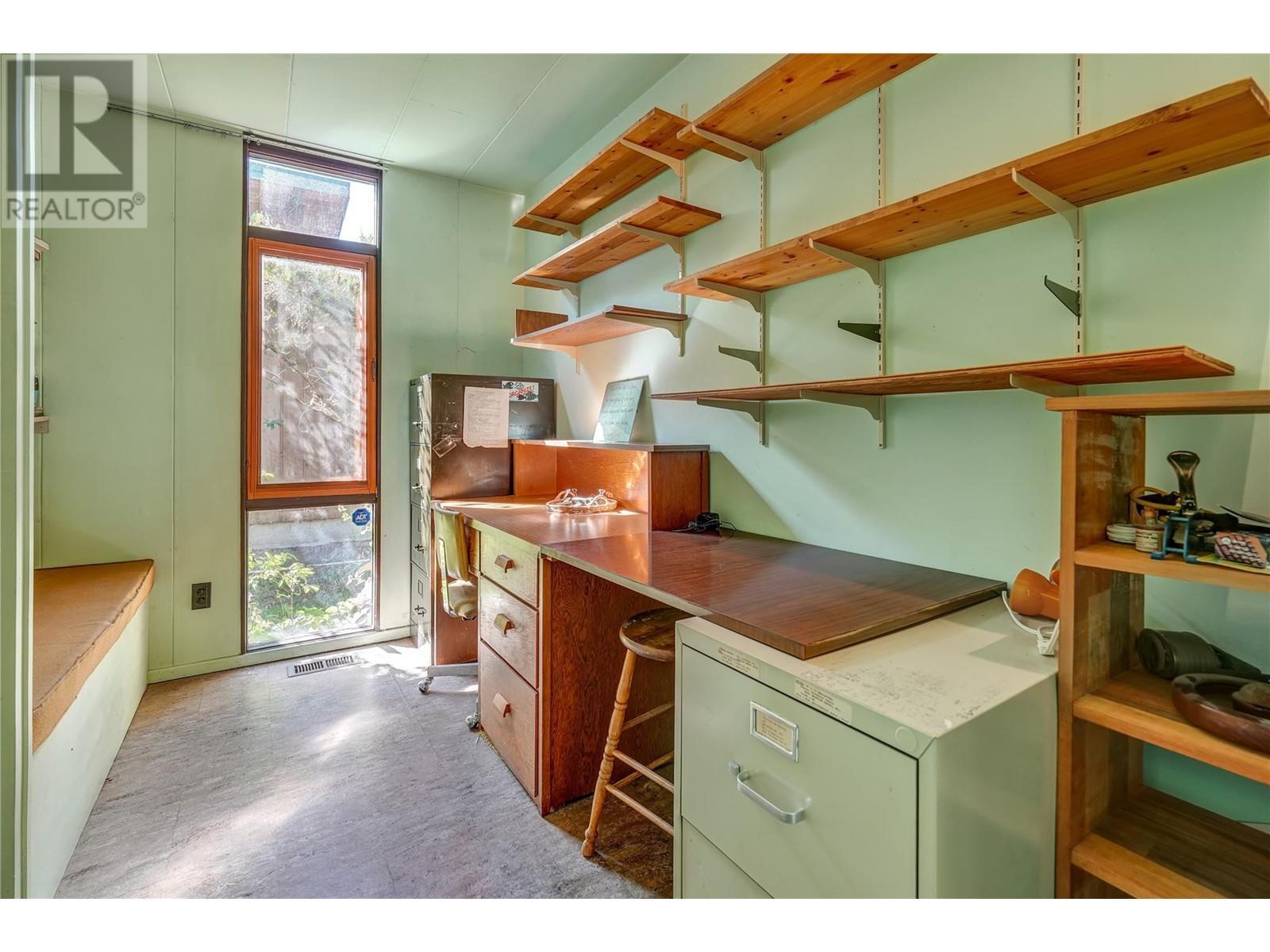 7413 Kirk Avenue. Summerland, British Columbia