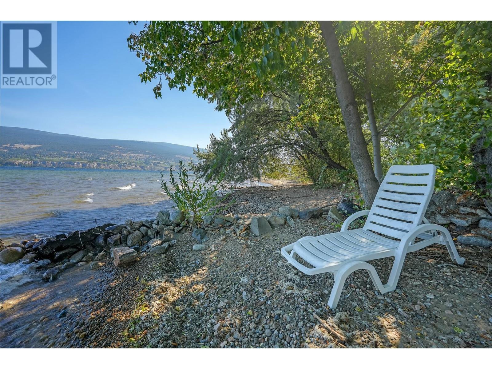 7413 Kirk Avenue. Summerland, British Columbia